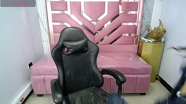 darknyx_ch's cam snapshot