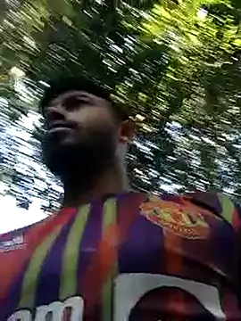 X-_boy's cam snapshot