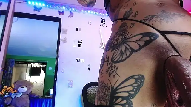 goddess_BigassCock live sex cam