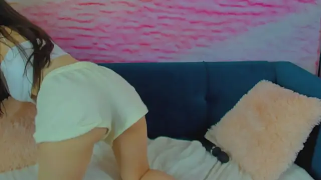 bloom_faye's cam snapshot