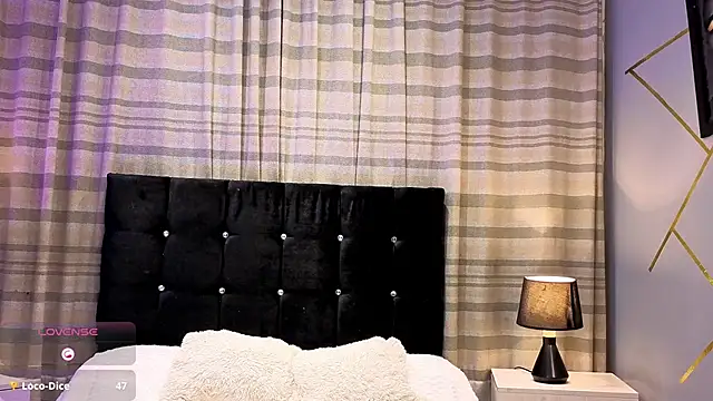 Megan_Do_Santos live sex cam