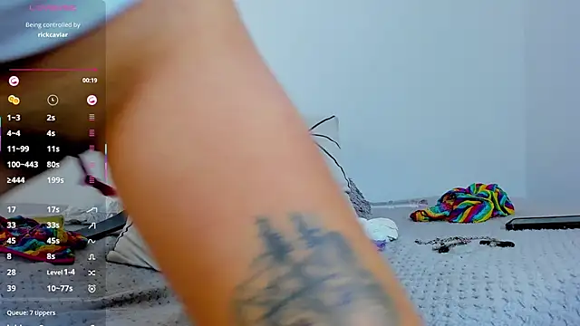 gaby_baby's cam snapshot