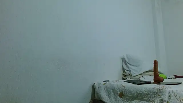 isabel_24_gil's cam snapshot