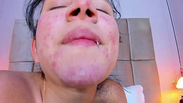 angelaG1's cam snapshot