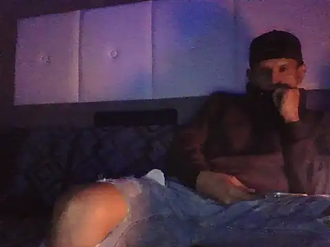 oiram27 live sex cam