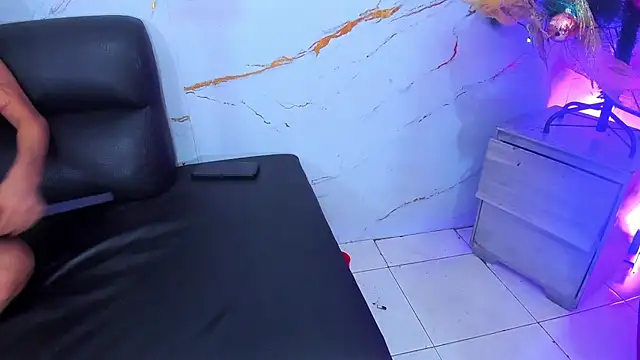 Little_nicoll's cam snapshot