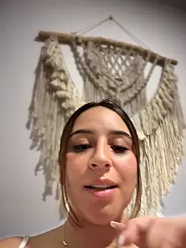 Naughty_arabs live sex cam