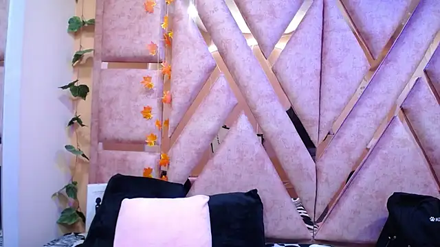 slut_anal_'s cam snapshot