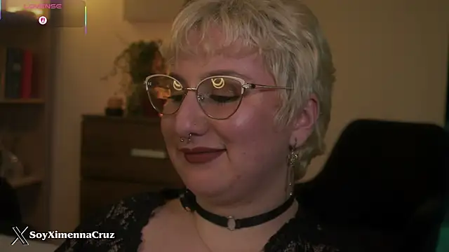Ximenna_Cruz's cam snapshot