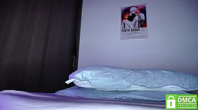 room_hot_x's cam snapshot