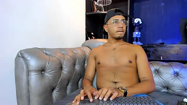 Brand_Collins's cam snapshot