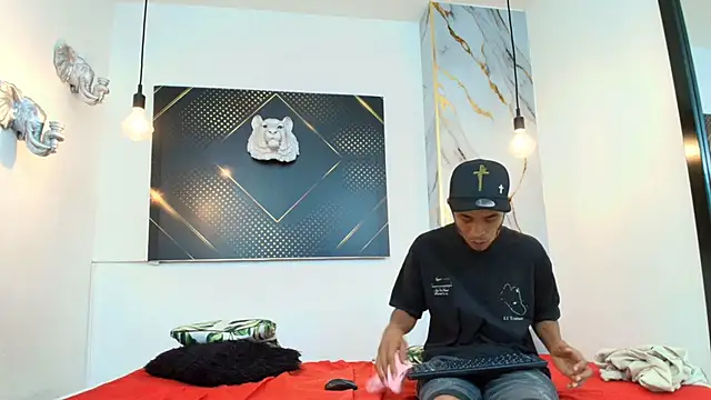 JordanAndAndrew's cam snapshot