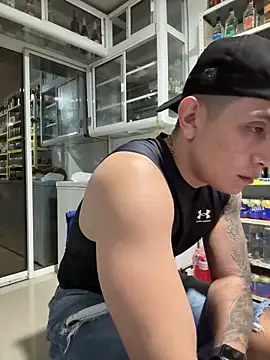 OliverWest04's cam snapshot