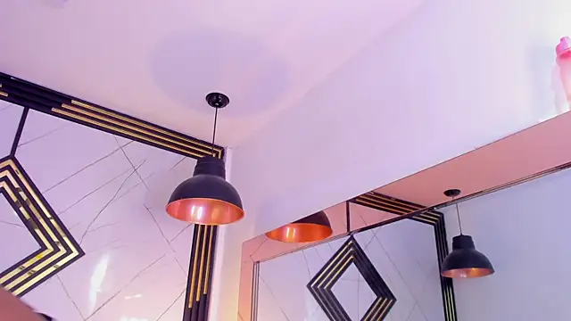 AdharaHills live sex cam