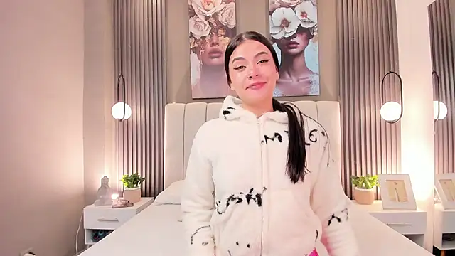 GiannaColling1's cam snapshot