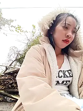 emaame68's cam snapshot