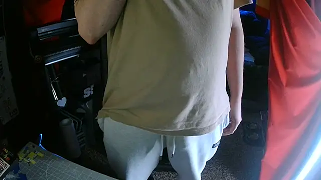 Bowerboi's cam snapshot