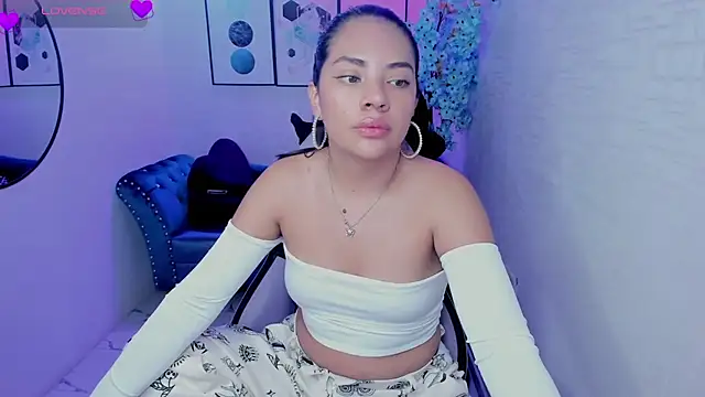 Rousse_land's cam snapshot