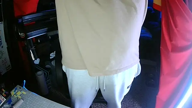 Bowerboi's cam snapshot