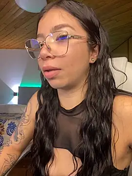 Maddy_Piink's cam snapshot