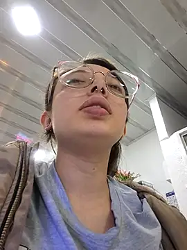 linda-schmidt's cam snapshot