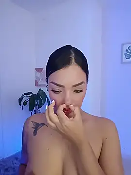 JennLeMoka's cam snapshot