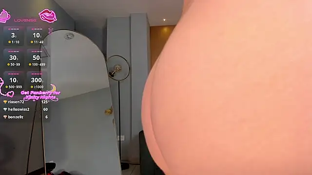 RebeccaHudson's cam snapshot