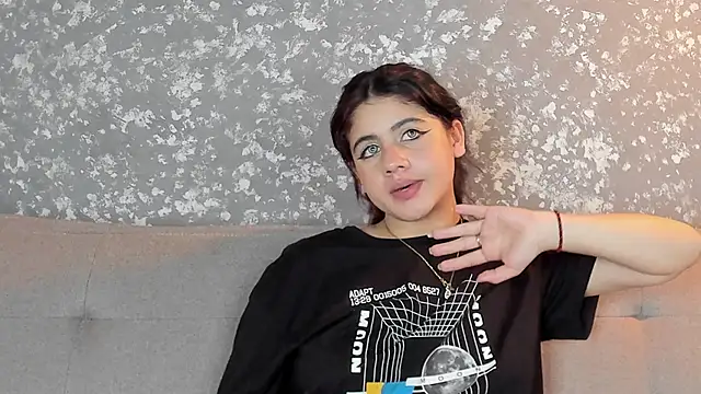 Julieth_brown_'s cam snapshot