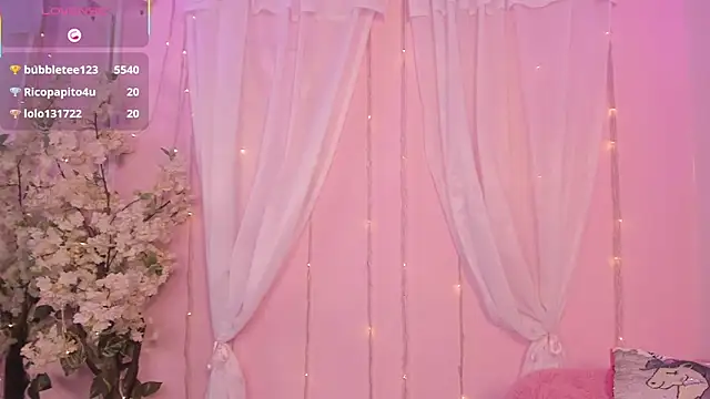 hanniiee_'s cam snapshot