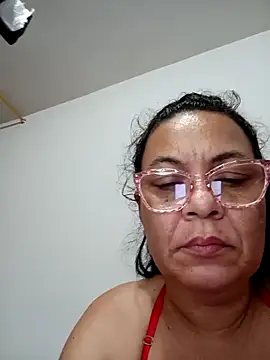 AnittaTettona live sex cam