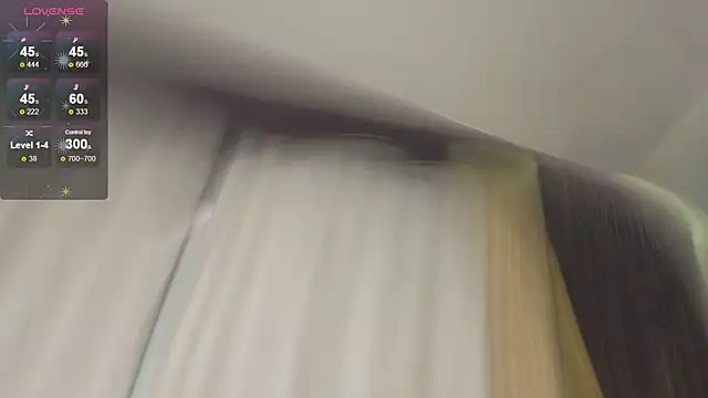 PeachyLina's cam snapshot