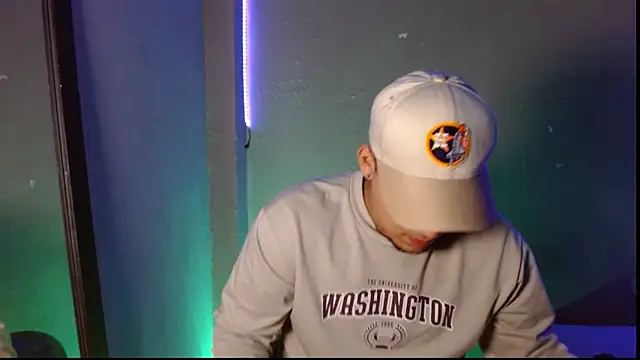 massimo_vidal_'s cam snapshot