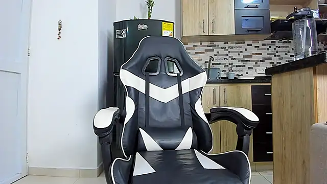 Johnnygrayson1's cam snapshot