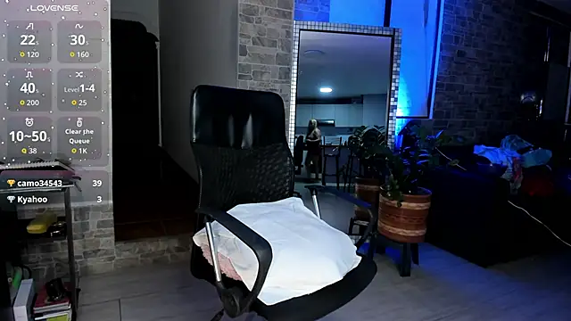 _SARAI_DUPONT's cam snapshot