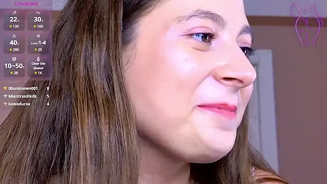 Queen_Michelle_'s cam snapshot