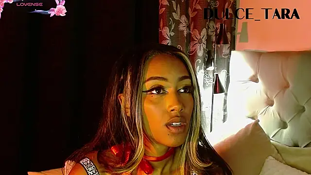 Dulce_Tara's cam snapshot