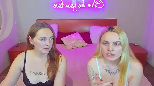 MagicEyess's cam snapshot