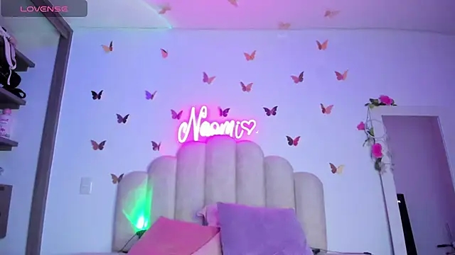 NaomiAsha's cam snapshot