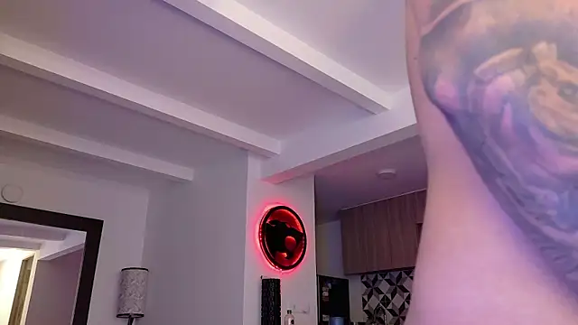 tony_muscle's cam snapshot