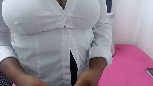 DirtySweetlola32's cam snapshot