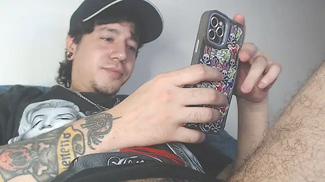 AndyBetti's cam snapshot