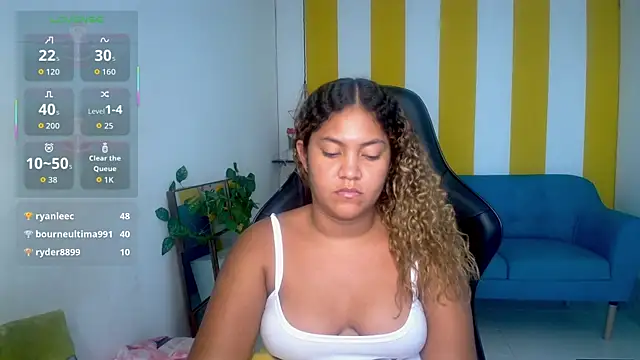 Cristal_War live sex cam