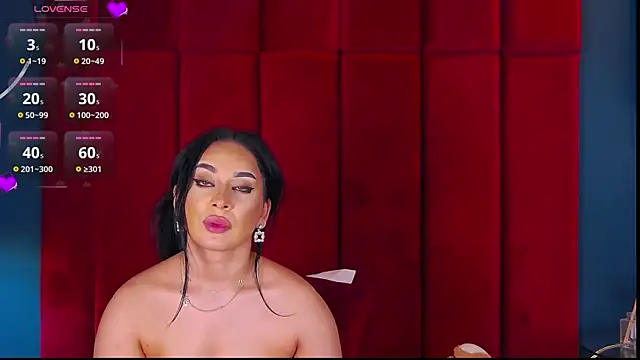 MadyLuxxx live sex cam