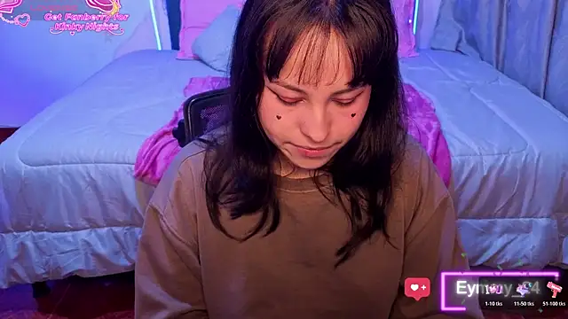 Eymmy_24's cam snapshot