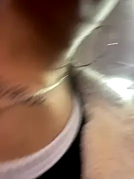 Alaska_euphoria's cam snapshot