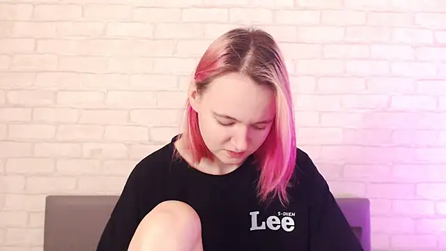 Ericha_Stone's cam snapshot