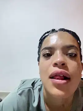 JuanitaMore01 live sex cam