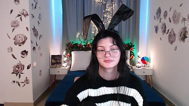 MileyRood's cam snapshot