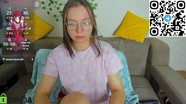 Nuura_Moore's web cam