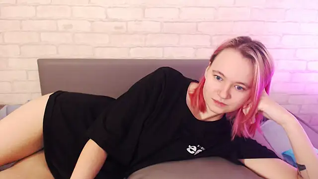 Ericha_Stone's cam snapshot